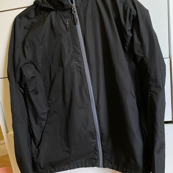 Windbreaker - Picture 1 of 3